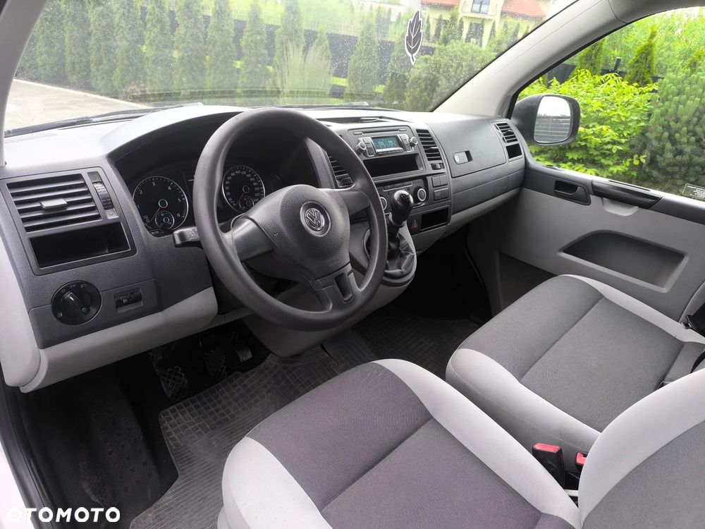 Volkswagen Transporter - 8