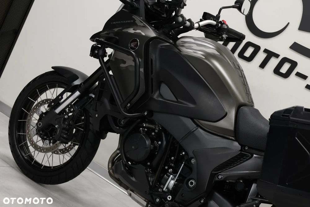 Honda VFR - 17