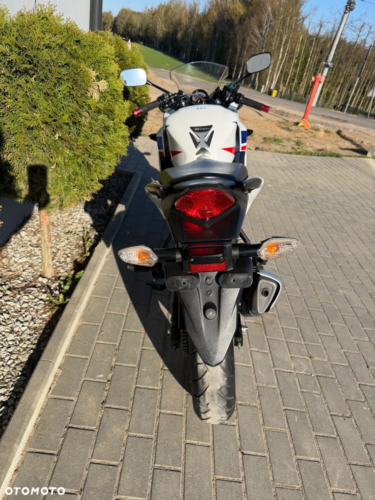 Honda CBR - 22