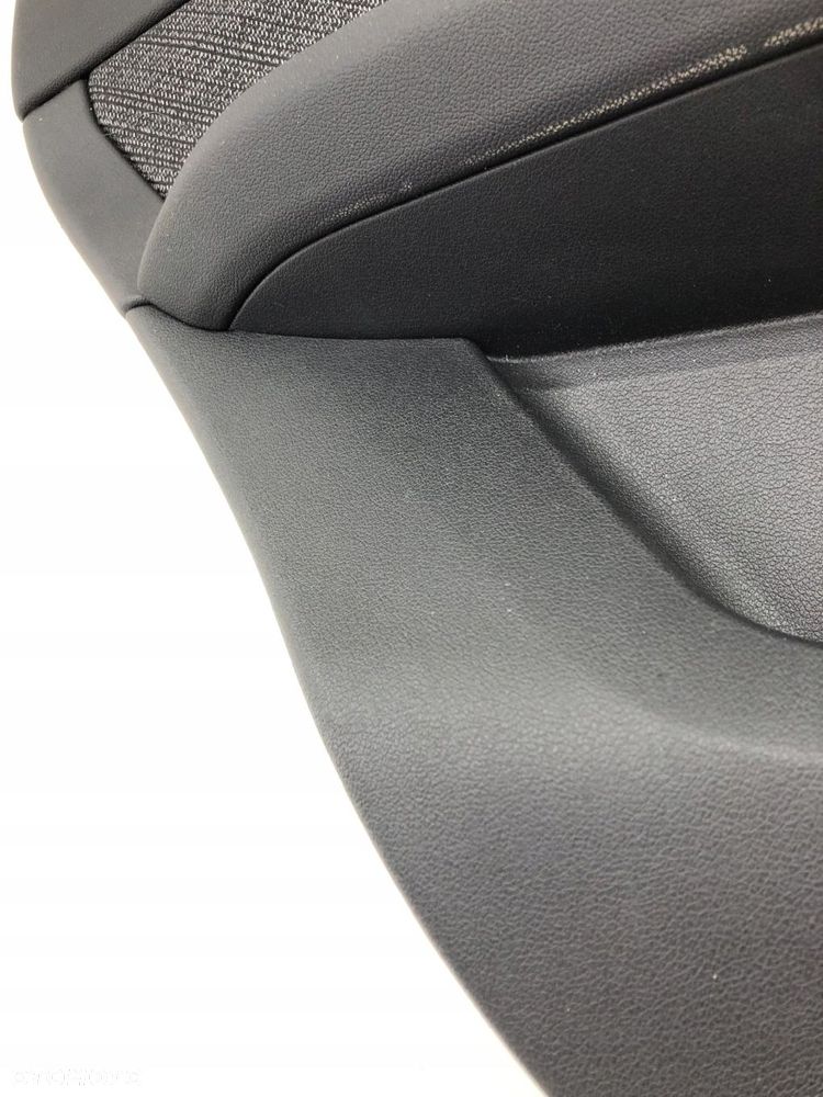 BMW X1 U11 LEWY BOCZEK TYLNYCH DRZWI TAPICERKA PIANO BLACK F015122 - 4