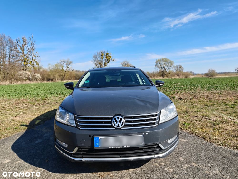 Volkswagen Passat Variant 2.0 TDI DSG BlueMotion Technology Business Edition - 13