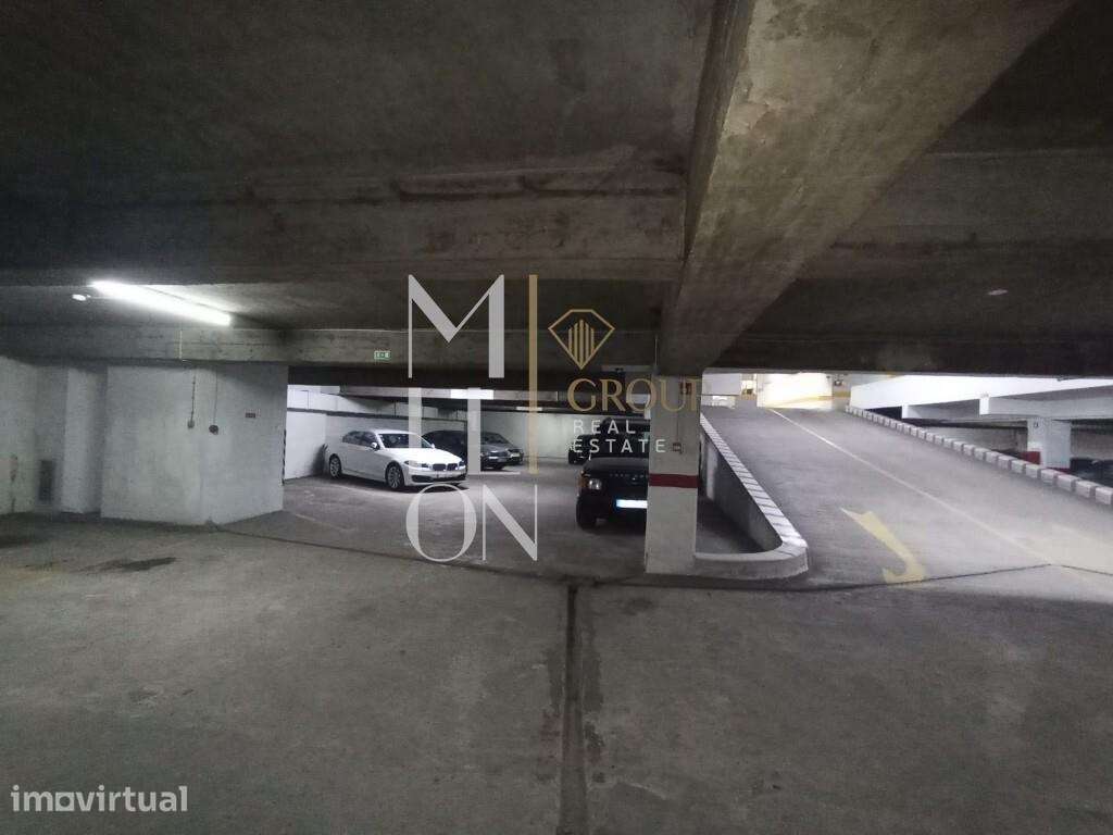 Parque de Estacionamento | 136 Lugares | Porto - Grande imagem: 4/9