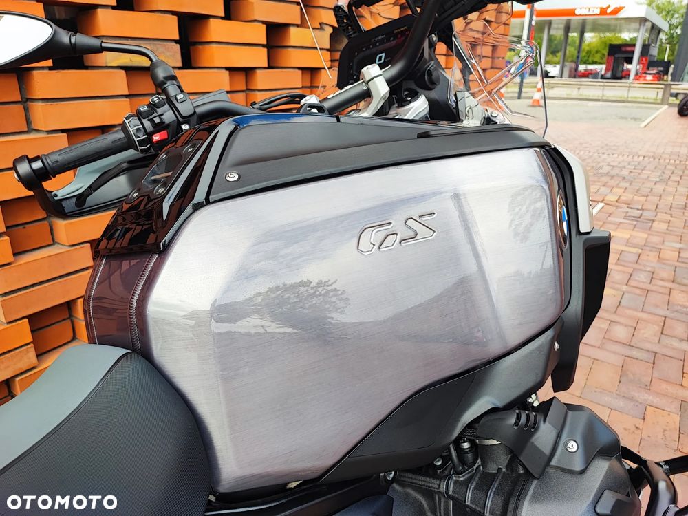 BMW R - 12