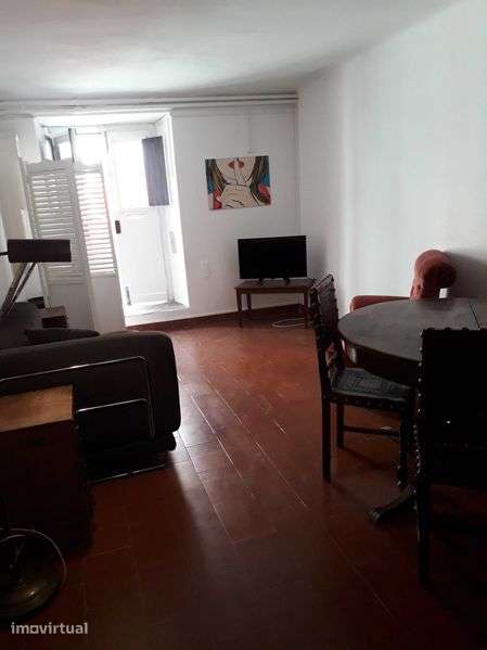Apartamento T3 em Cave, Príncipe Real a Estudantes - Grande imagem: 3/12