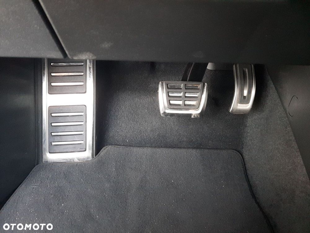 Audi Q6 e-tron - 27