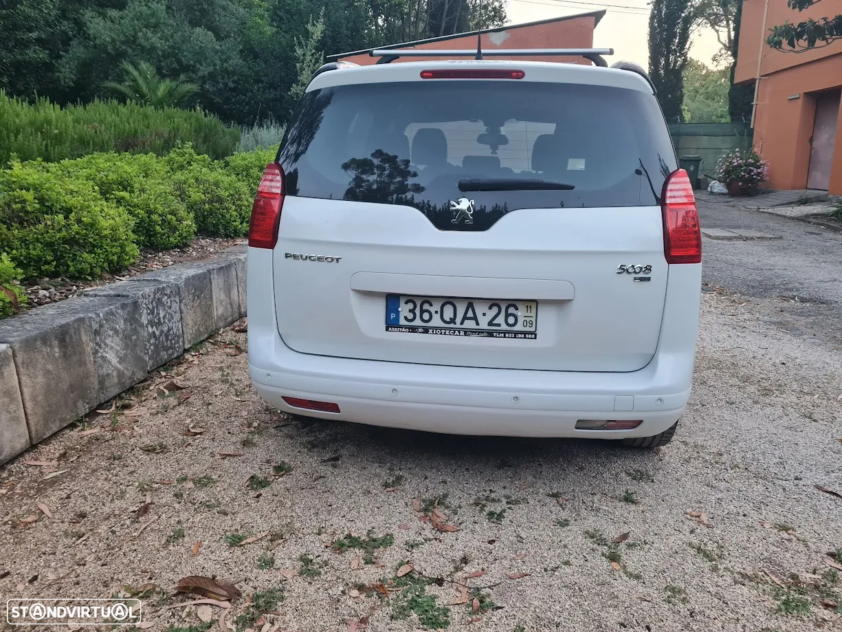 Peugeot 5008 - 4