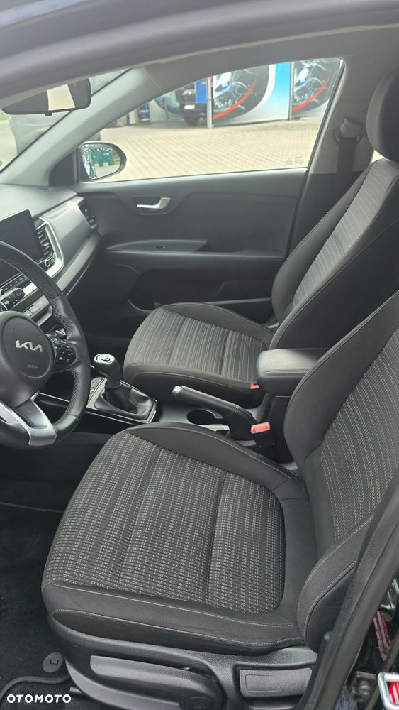 Kia Stonic 1.0 T-GDI Business Line - 10