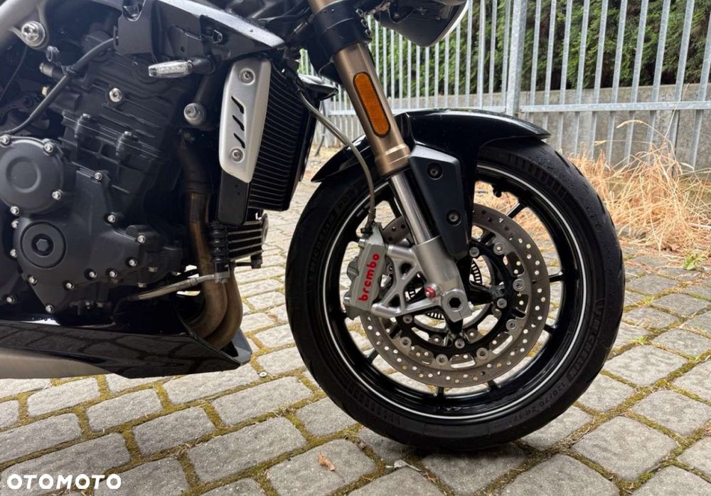 Triumph Speed Triple - 6