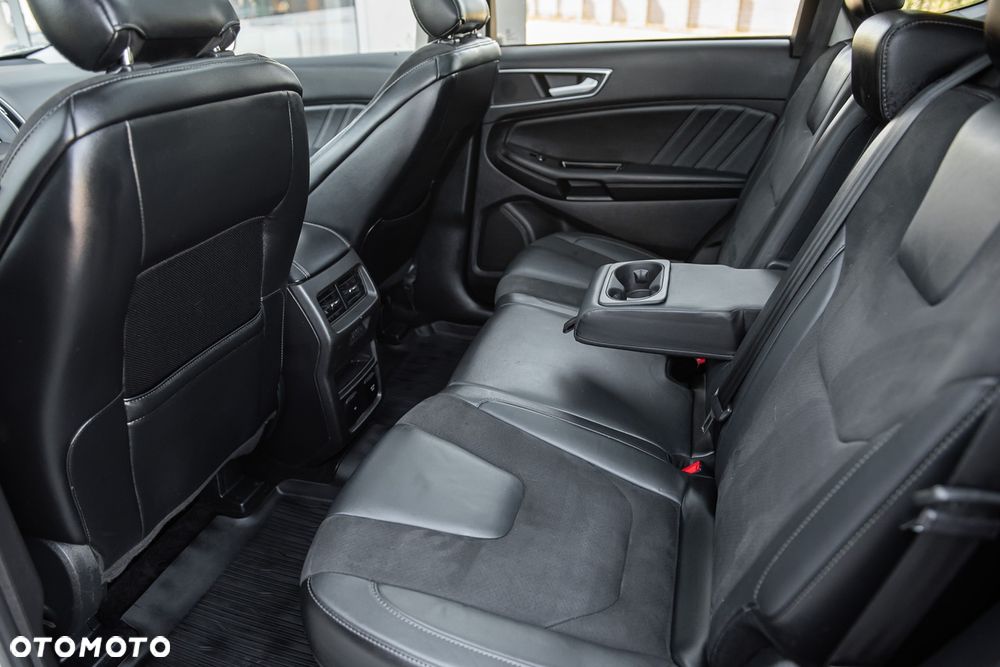 Ford Edge 2.0 TDCi Bi-Turbo 4x4 ST-LINE - 29