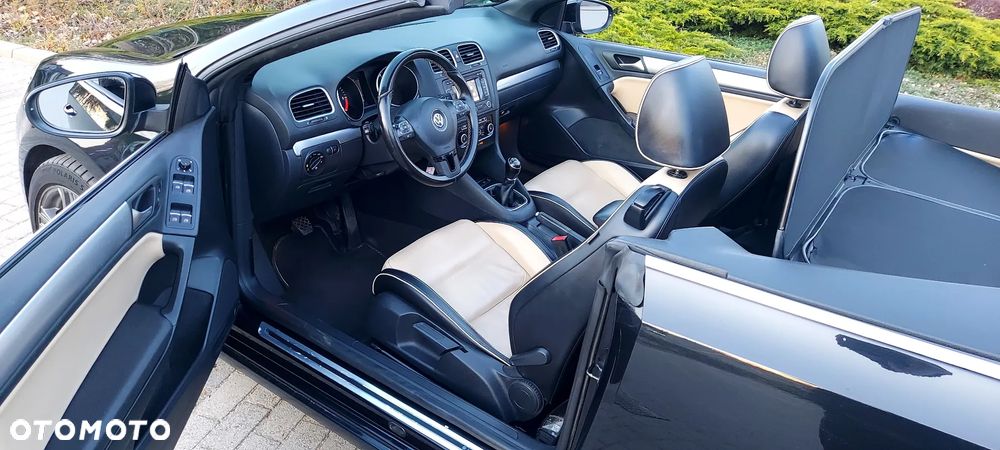 Volkswagen Golf 2.0 TDI Highline - 28