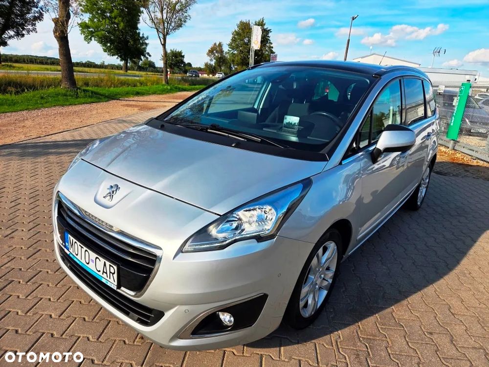 Peugeot 5008 HDI 115 Allure - 20