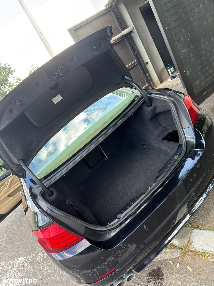 BMW Seria 5 520d - 8