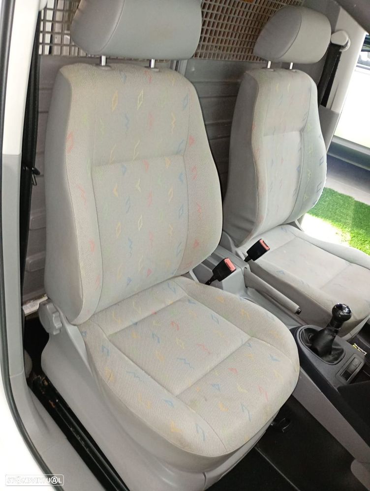 VW Caddy 1.9 TDi Extra 5L AC - 24