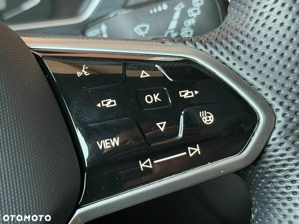 Volkswagen Tiguan - 16