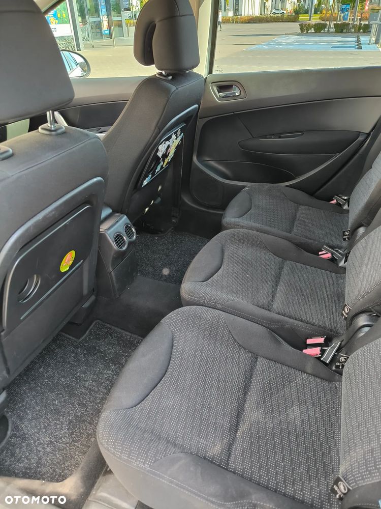 Peugeot 308 - 6