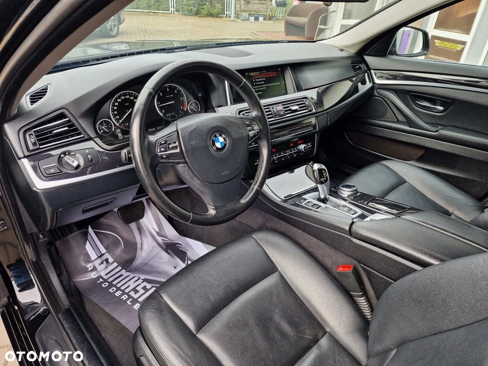 BMW Seria 5 520d Modern Line - 18