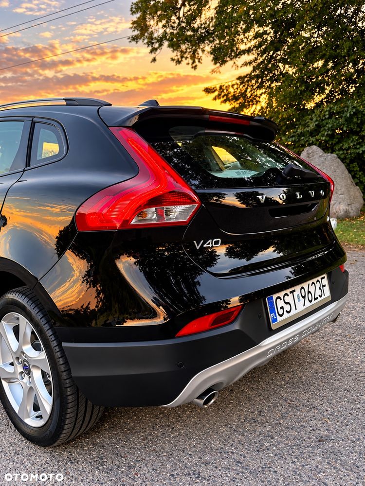 Volvo V40 D3 Summum - 10