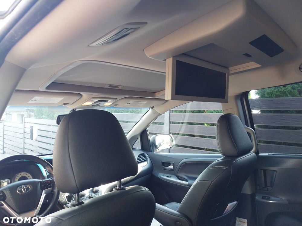 Toyota Sienna 2016 photo 5