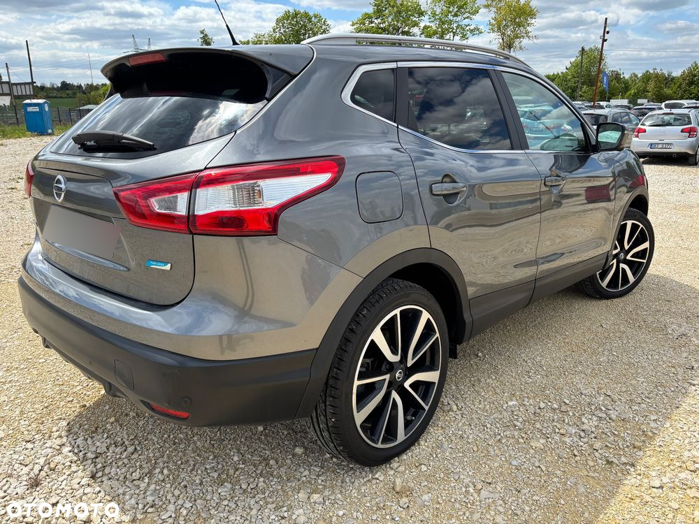 Nissan Qashqai 1.5 dCi TEKNA - 4