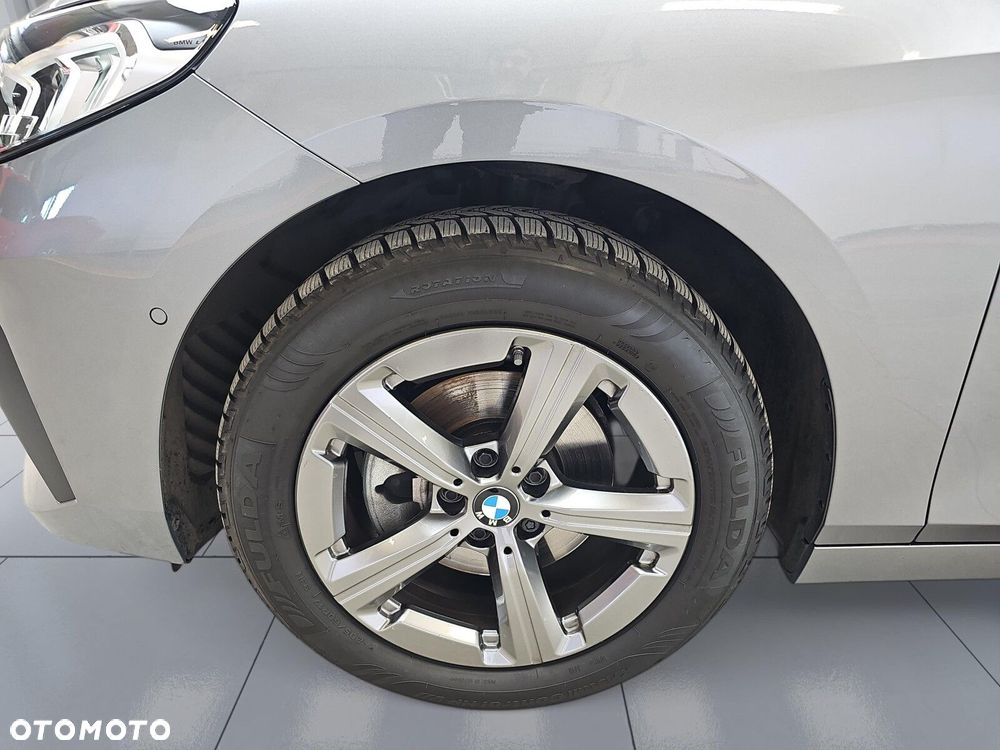 BMW Seria 2 218i - 35