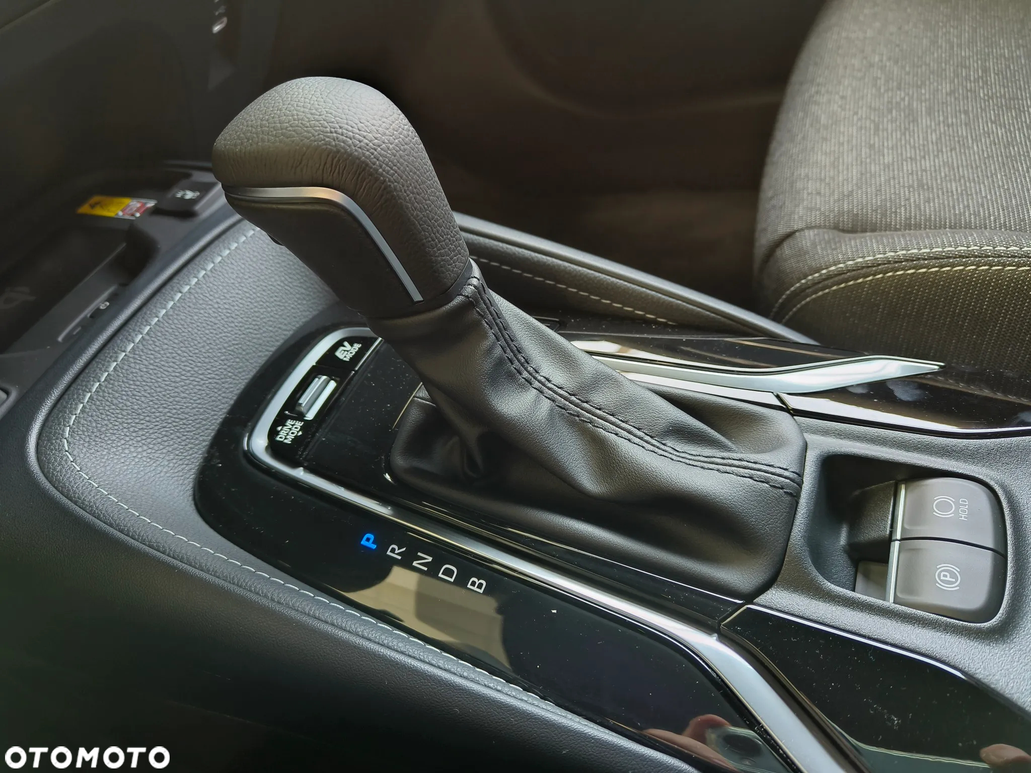 Suzuki Swace 1.8 Hybrid Elegance CVT - 13