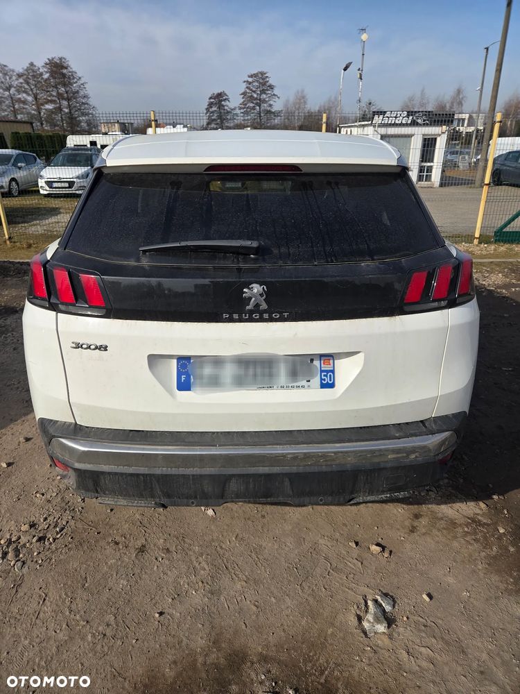 Peugeot 3008 BlueHDi 130 Stop & Start EAT8 Allure - 15