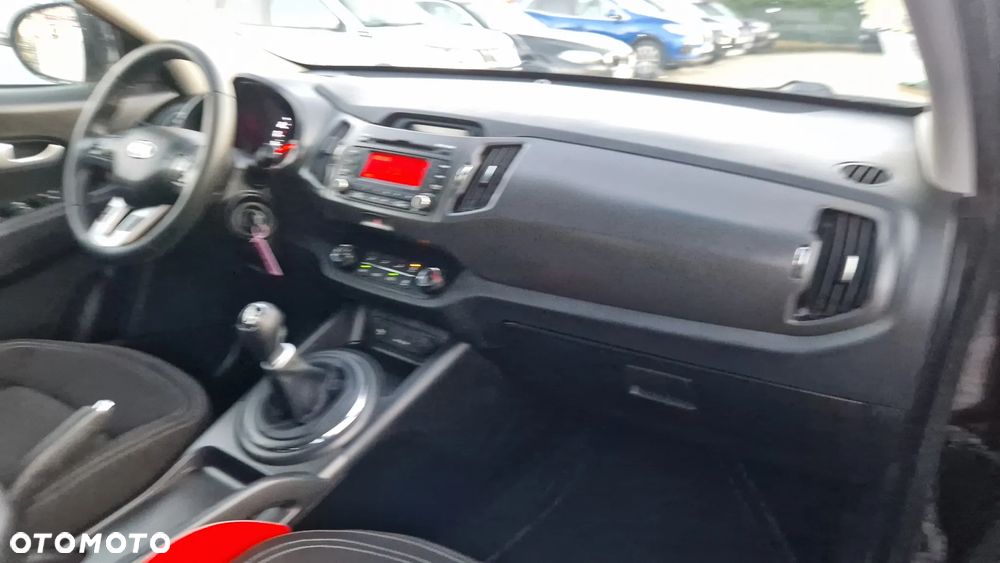 Kia Sportage 1.7 CRDI 2WD ISG Attract - 11