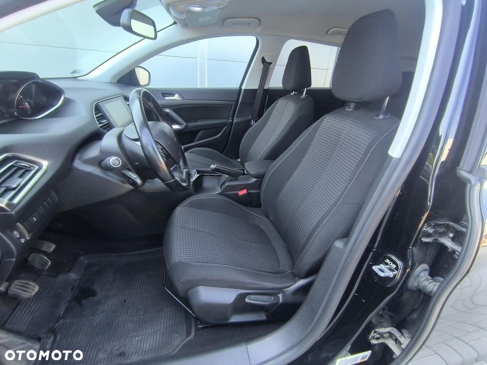 Peugeot 308 1.2 PureTech GPF Active Pack Business S&S - 13