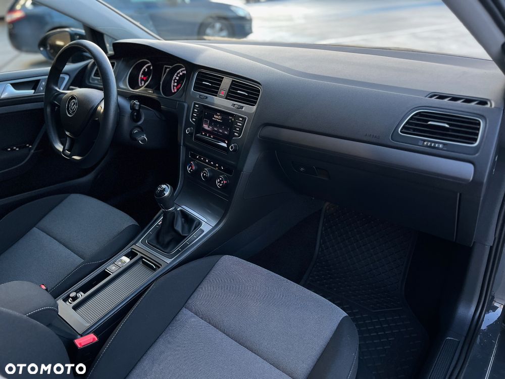 Volkswagen Golf 1.6 TDI BMT Start - 32