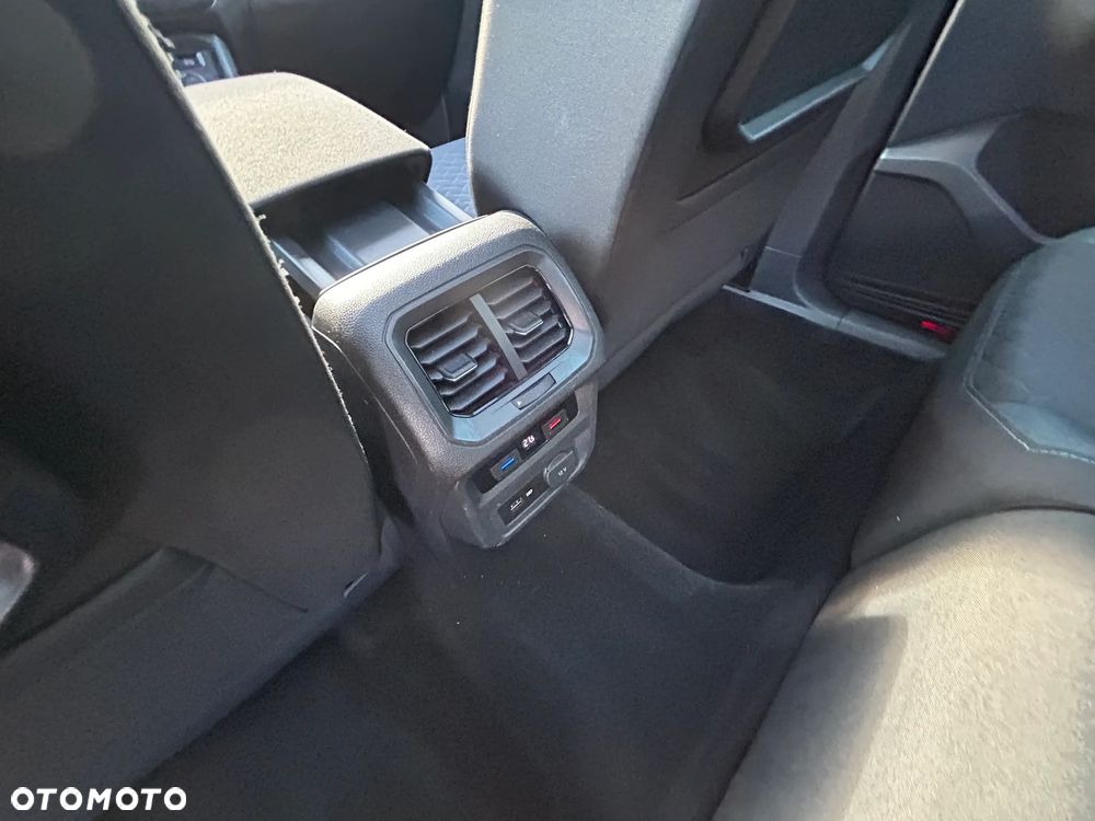 Volkswagen Tiguan 1.5 TSI OPF DSG URBAN SPORT - 10