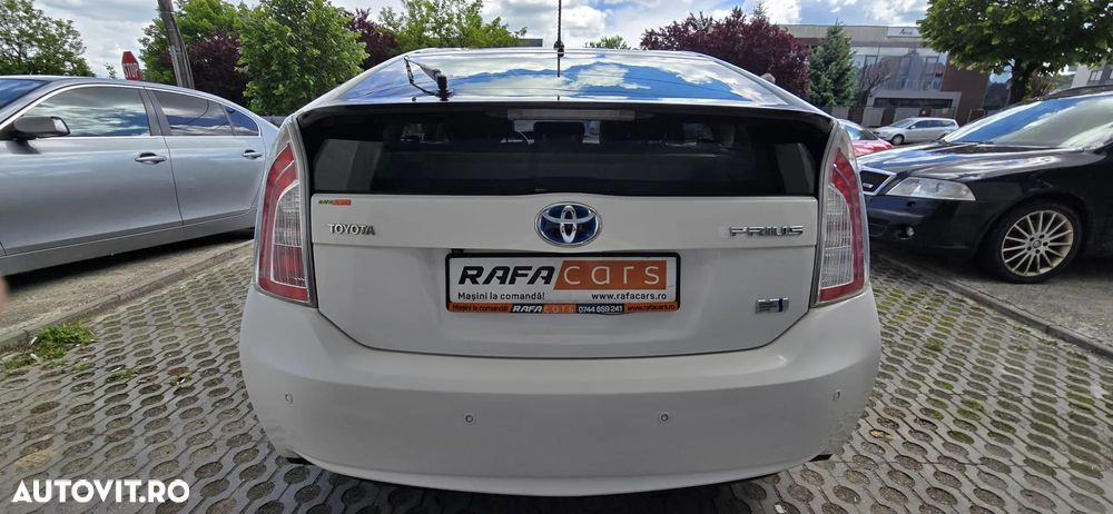 Toyota Prius - 9