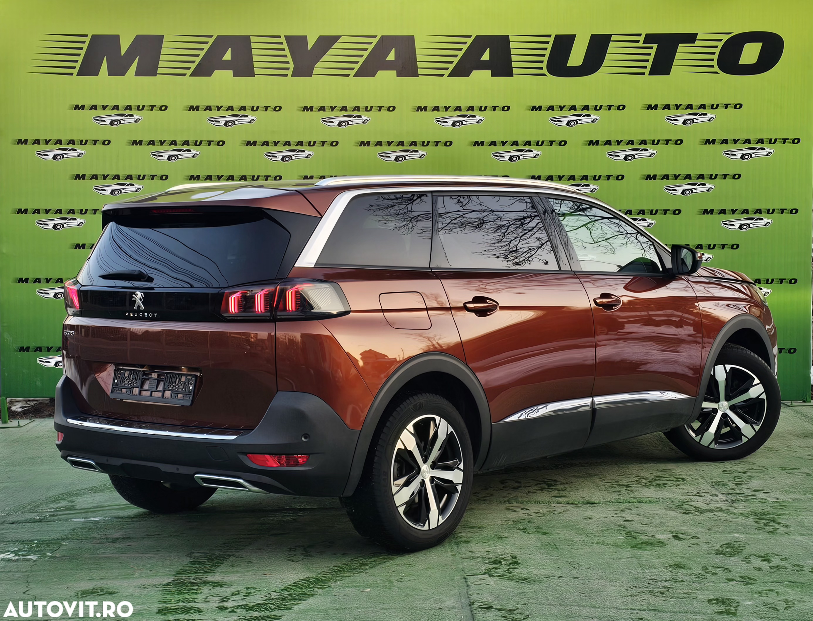 Peugeot 5008 PureTech 130 EAT8 Stop & Start Allure Pack - 9