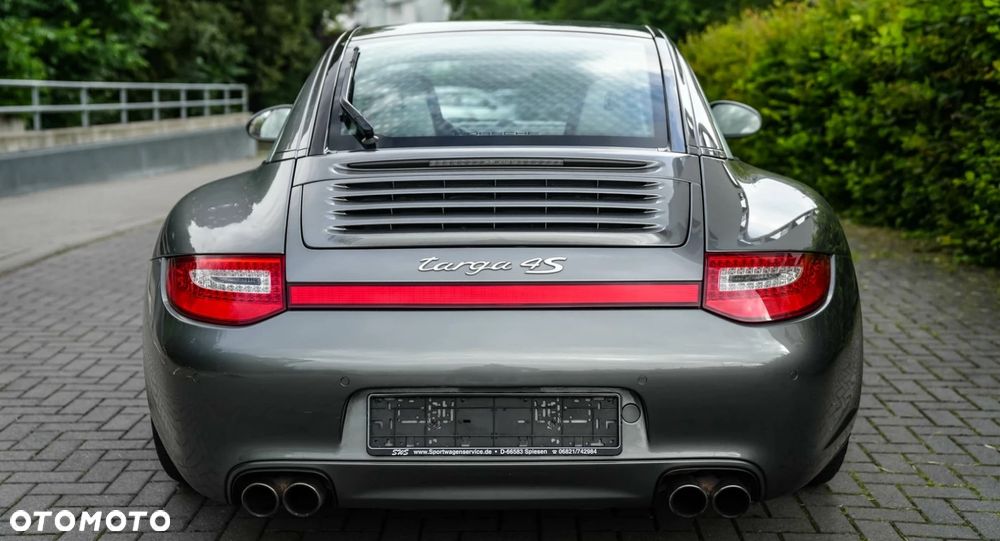Porsche 911 Targa 4S - 10