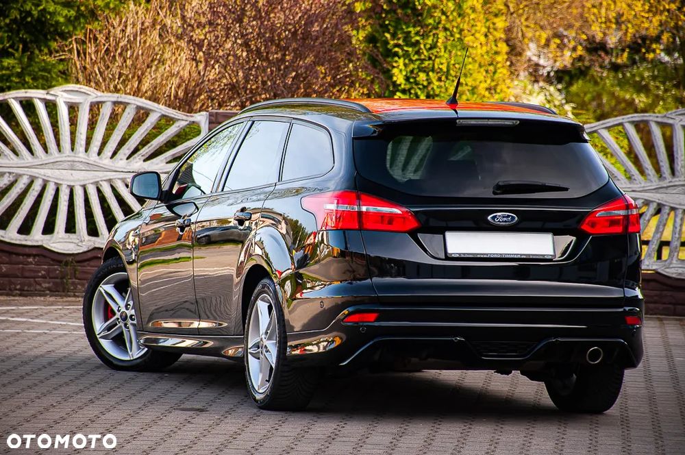 Ford Focus - 34