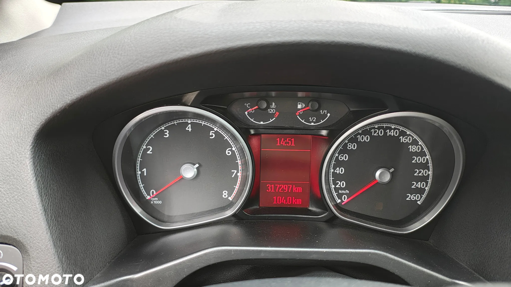 Ford Mondeo 2.0 Ghia - 9