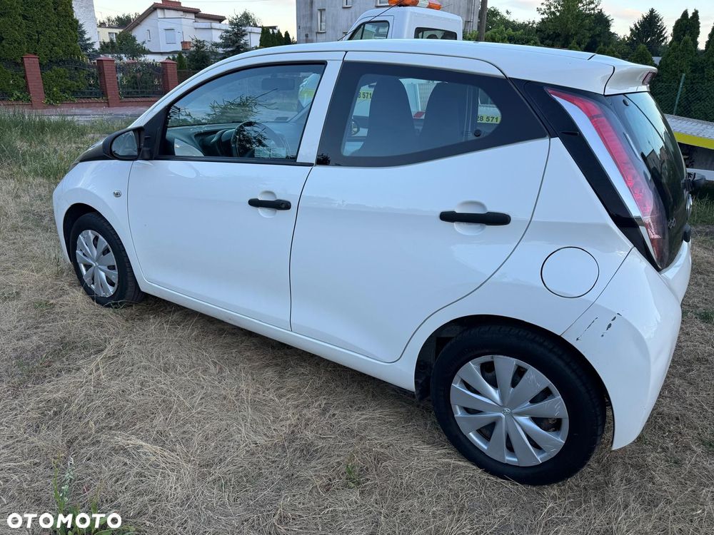 Toyota Aygo 1.0 VVT-i Sprint EU6 - 9