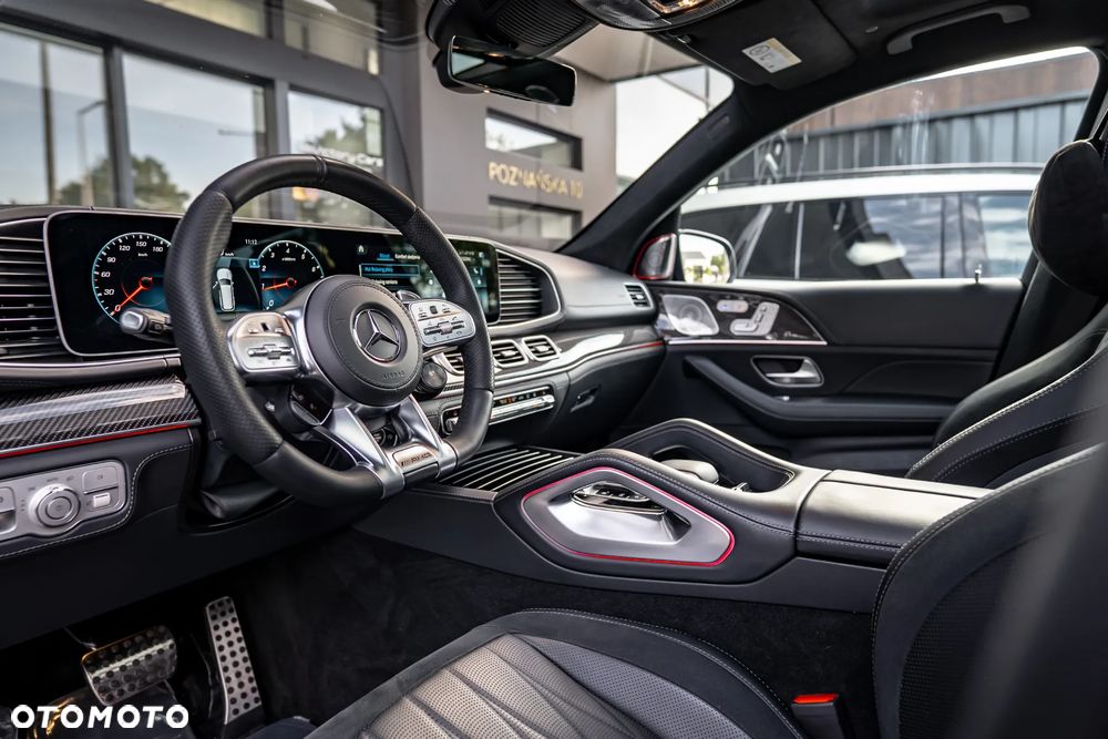 Mercedes-Benz GLS - 24