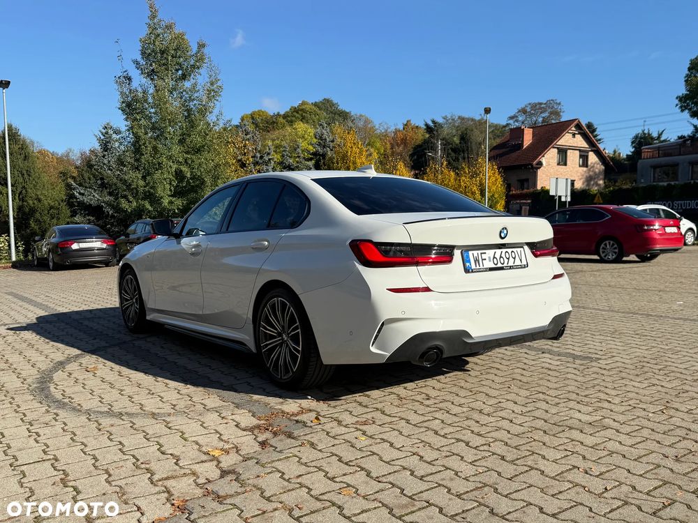 BMW Seria 3 320d xDrive M Sport sport - 6