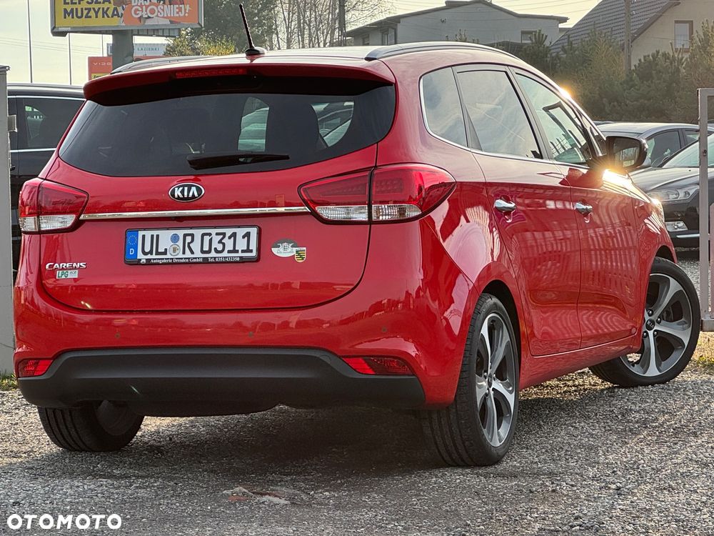 Kia Carens 2.0 GDI L - 8
