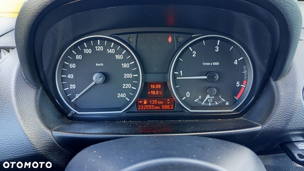 BMW Seria 1 118d DPF - 20