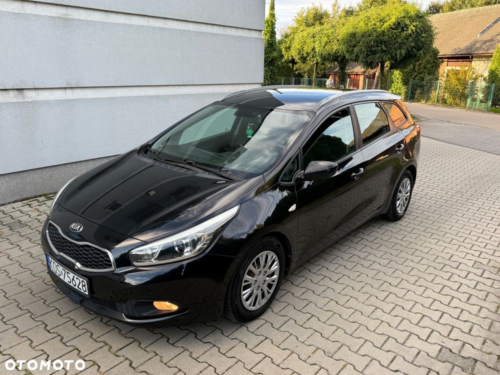 Kia Ceed 2012 photo 2