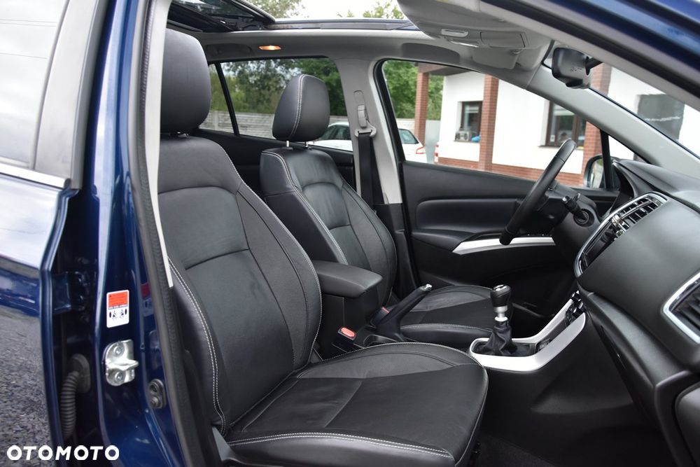 Suzuki SX4 S-Cross 1.6 DDiS 4x4 limited+ - 28