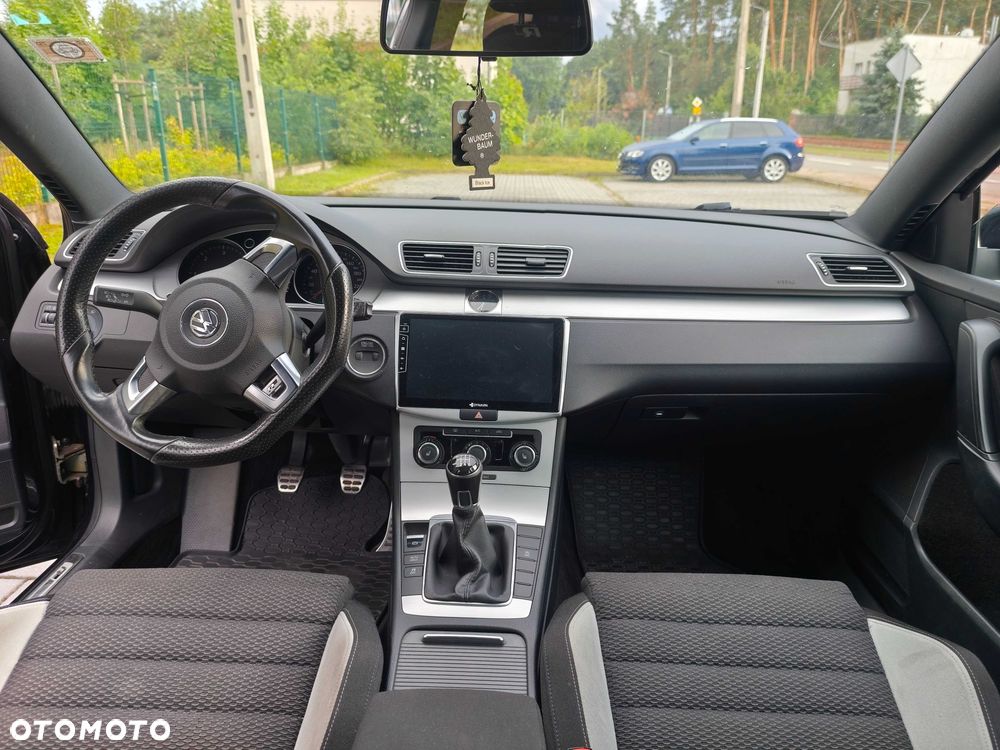 Volkswagen Passat - 7