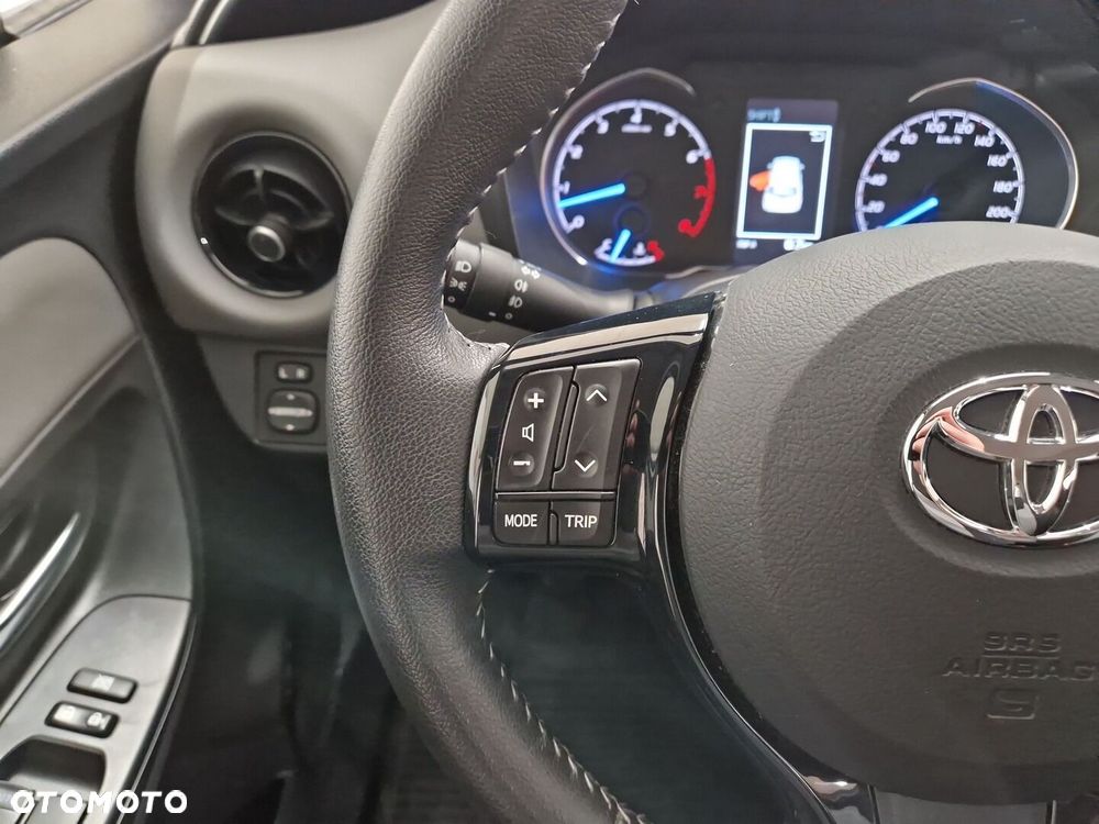 Toyota Yaris - 14