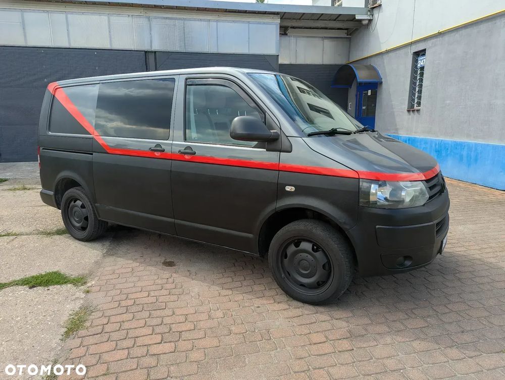 Volkswagen Transporter - 1