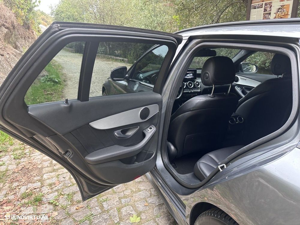 Mercedes-Benz C 220 d AMG Line - 10