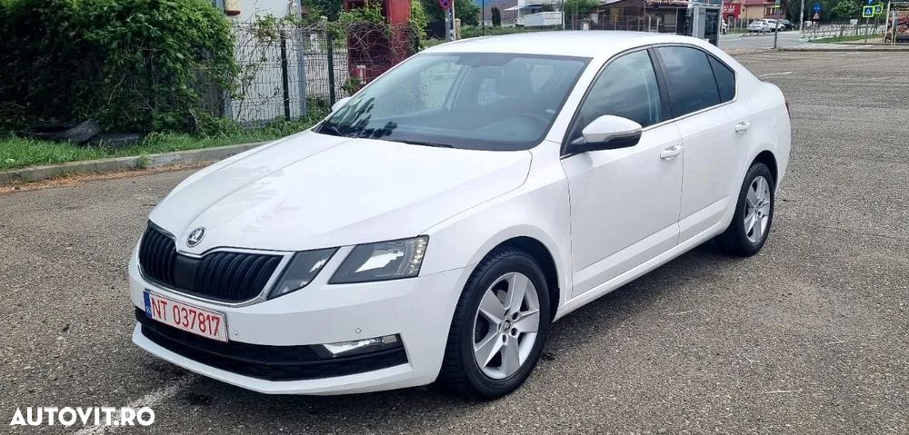 Skoda Octavia - 3