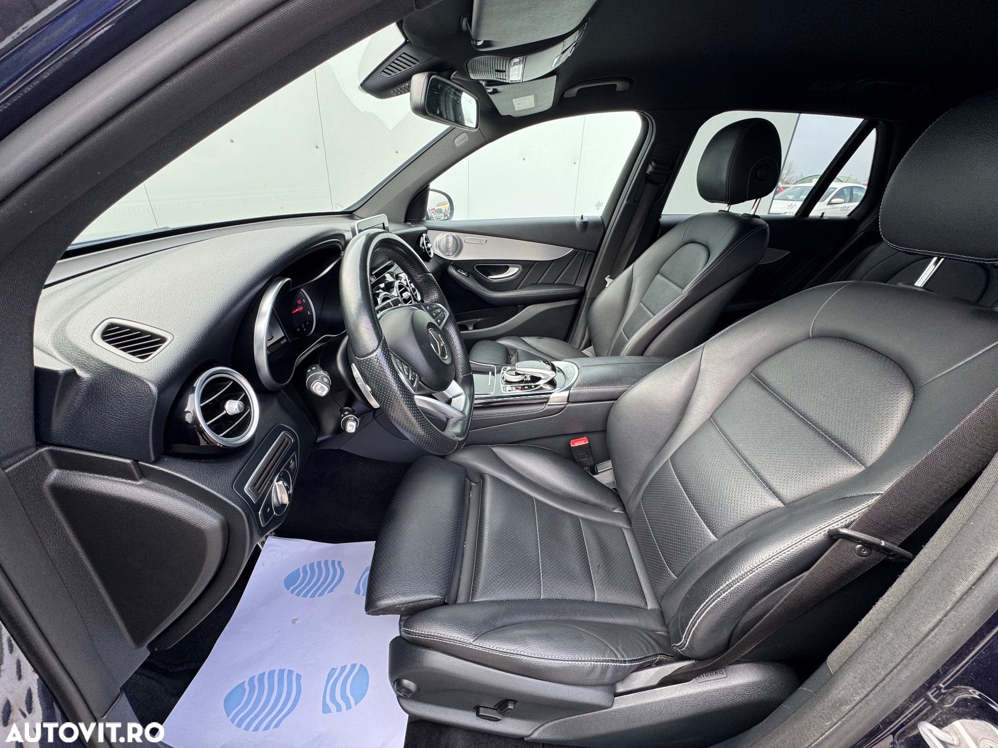 Mercedes-Benz GLC 220 d 4Matic 9G-TRONIC AMG Line - 7