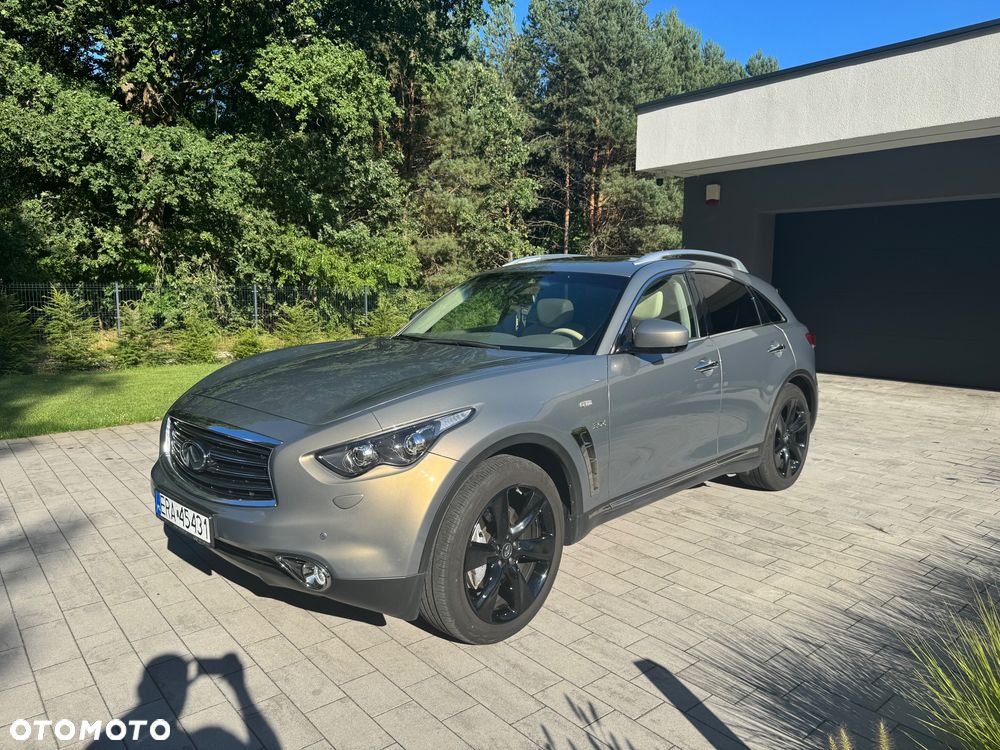 Infiniti QX70 - 20