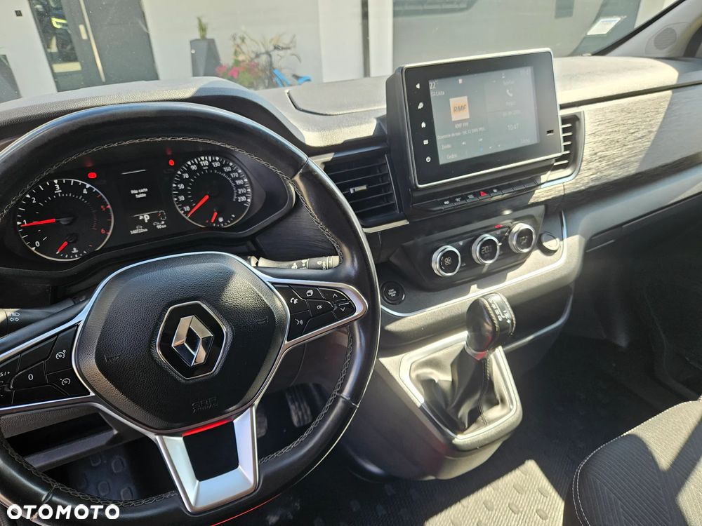 Renault Trafic - 14